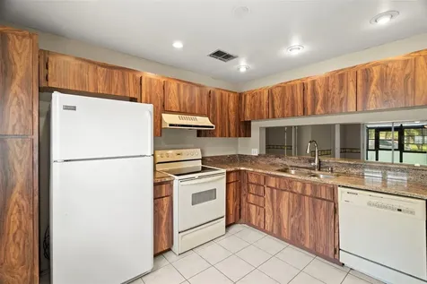 5265 E Bay Drive Clearwater FL 33764