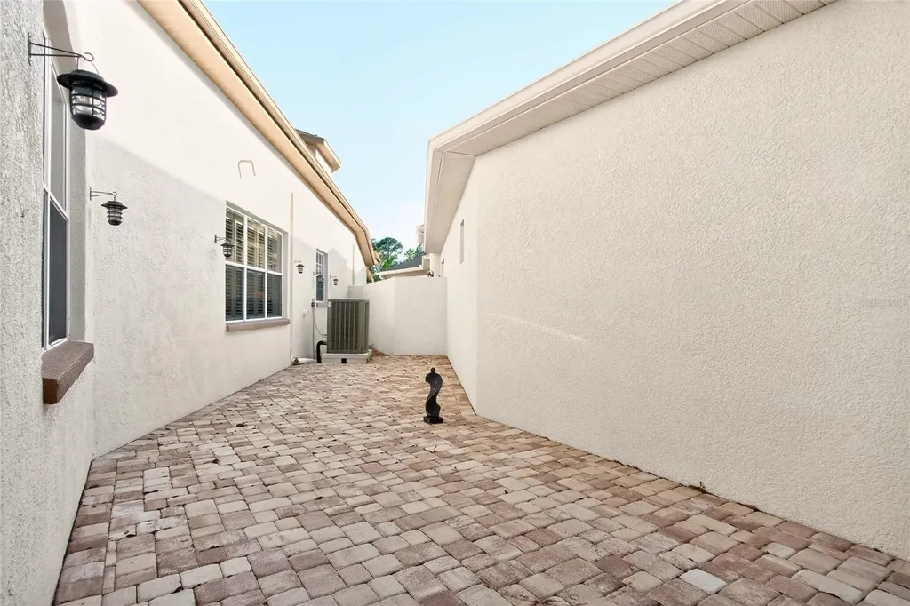 5120 Fairway One Drive Valrico FL 33596