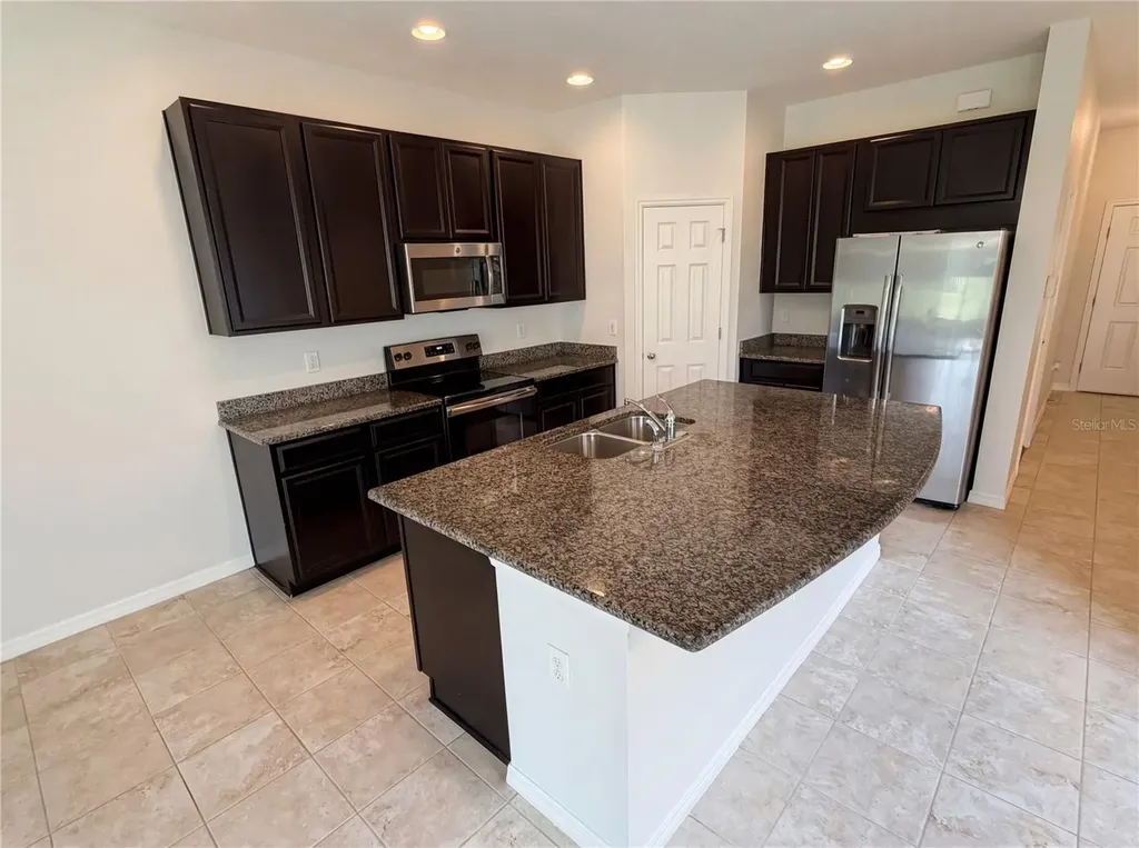 7070 Woodchase Glen Drive Riverview FL 33578