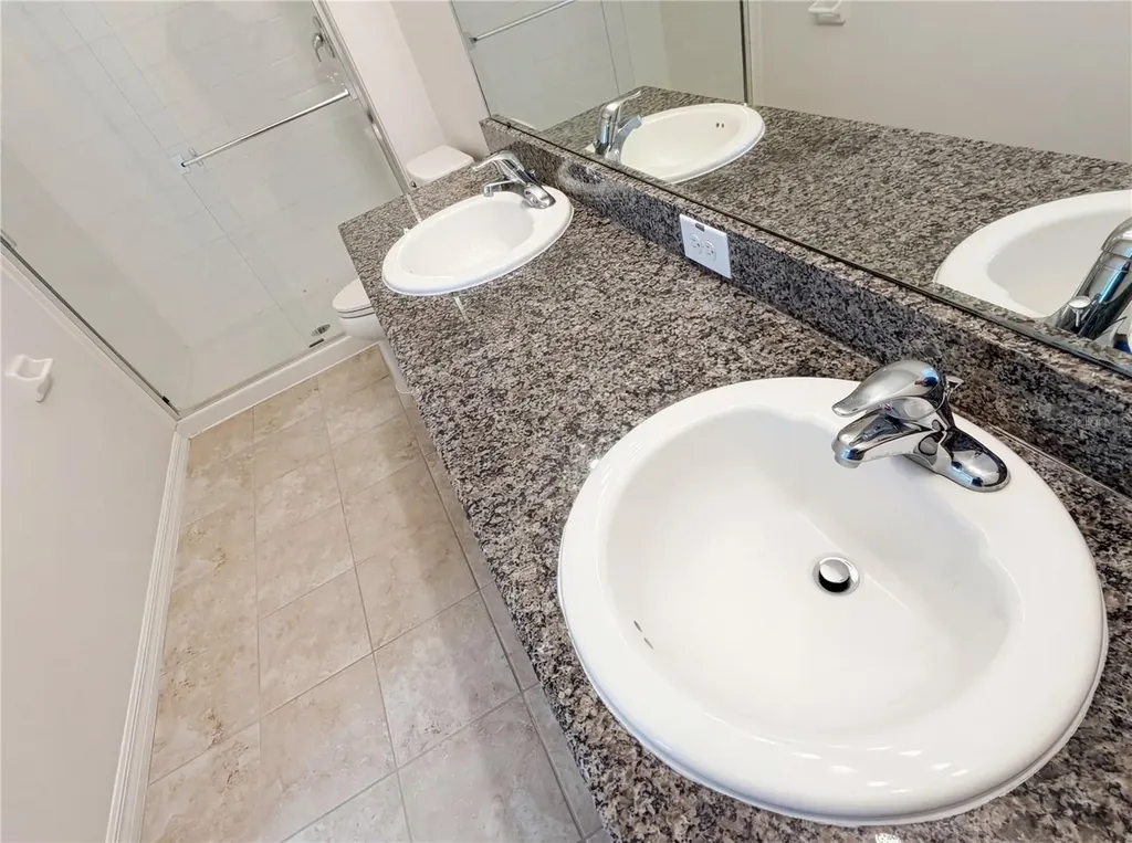 7070 Woodchase Glen Drive Riverview FL 33578