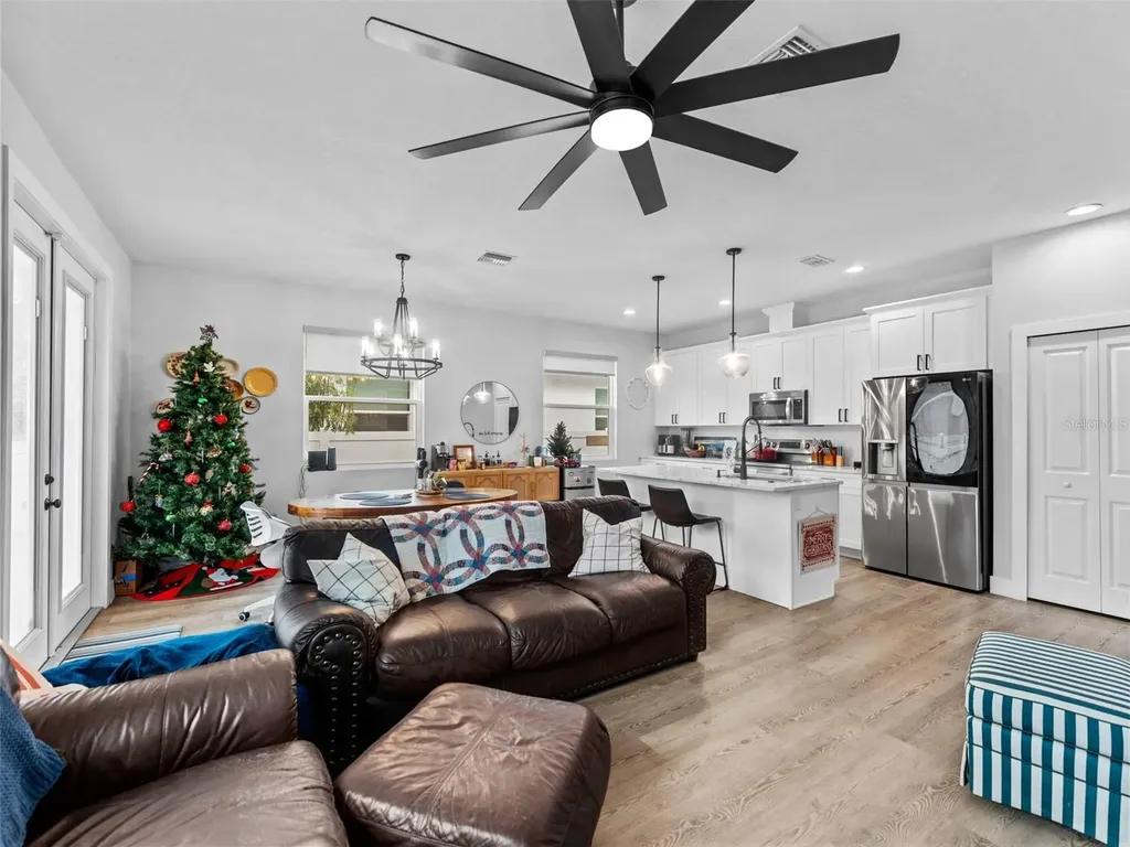 3103 W Leroy Street Tampa FL 33607