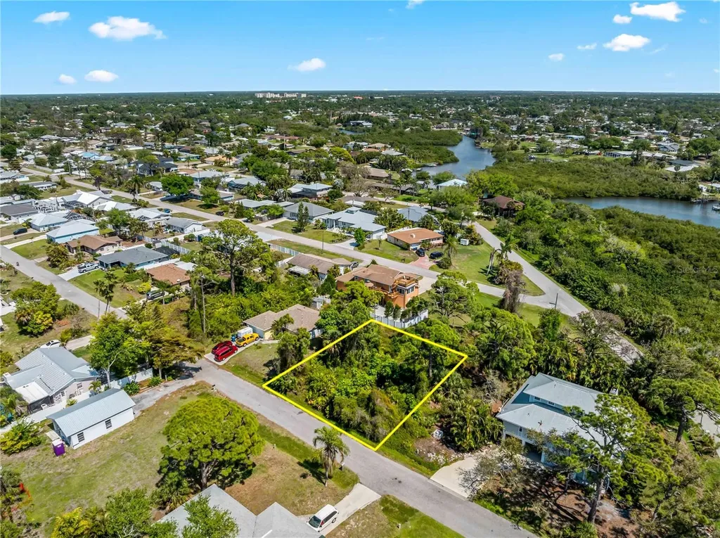 Devon Road Venice FL 34293