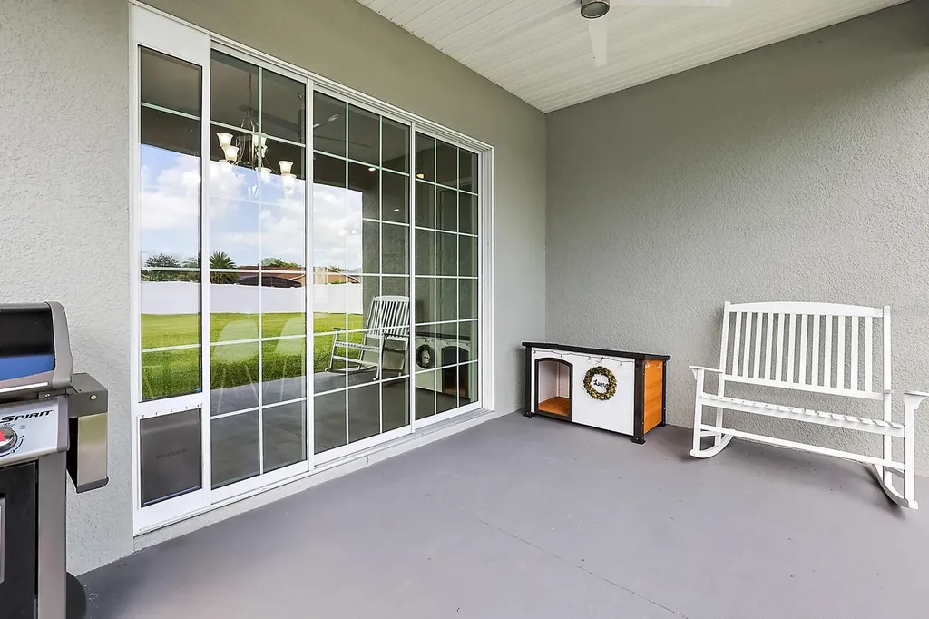 5035 NE 125th Loop Oxford FL 34484