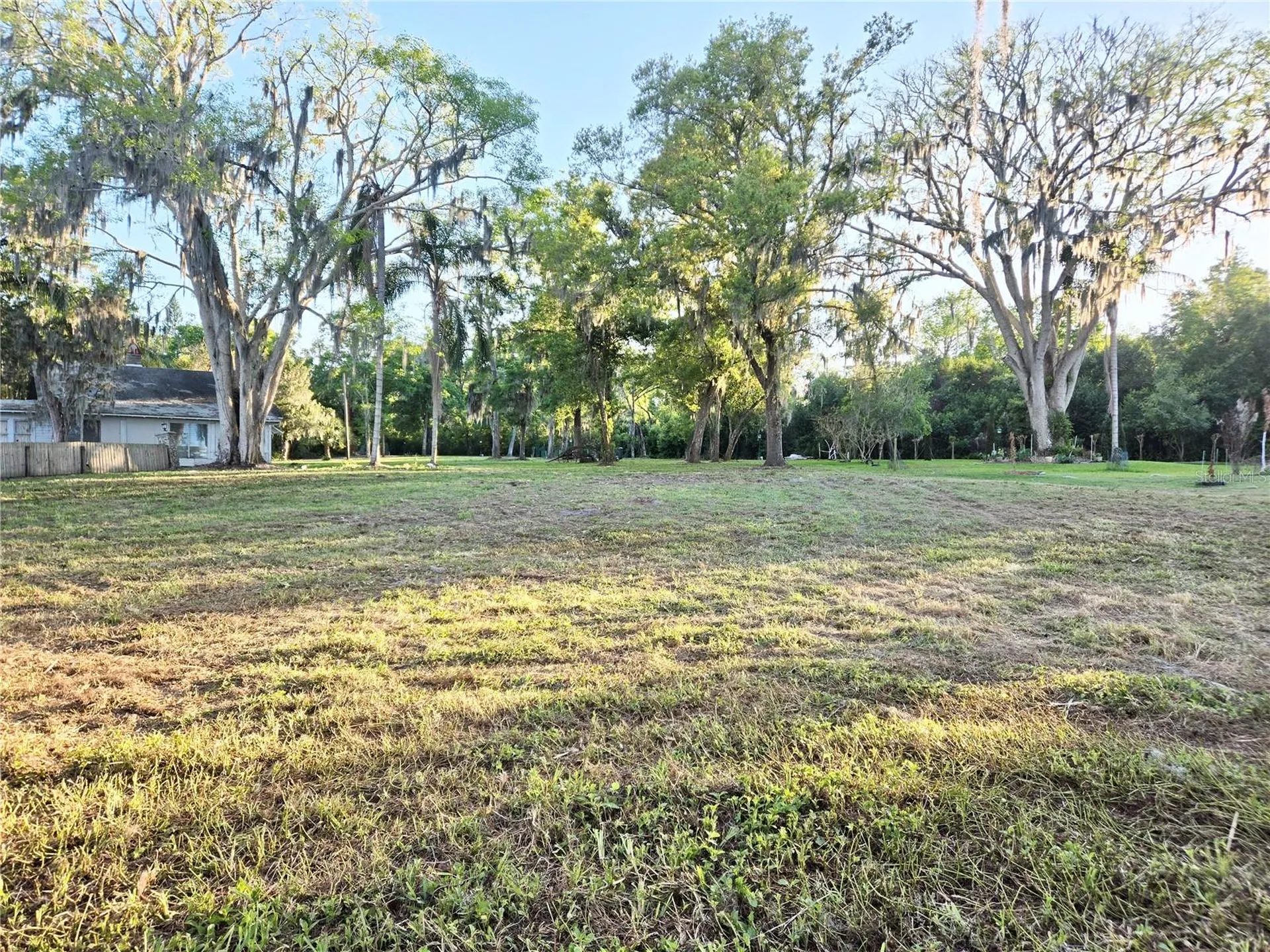 Debuel Road Lutz FL 33549