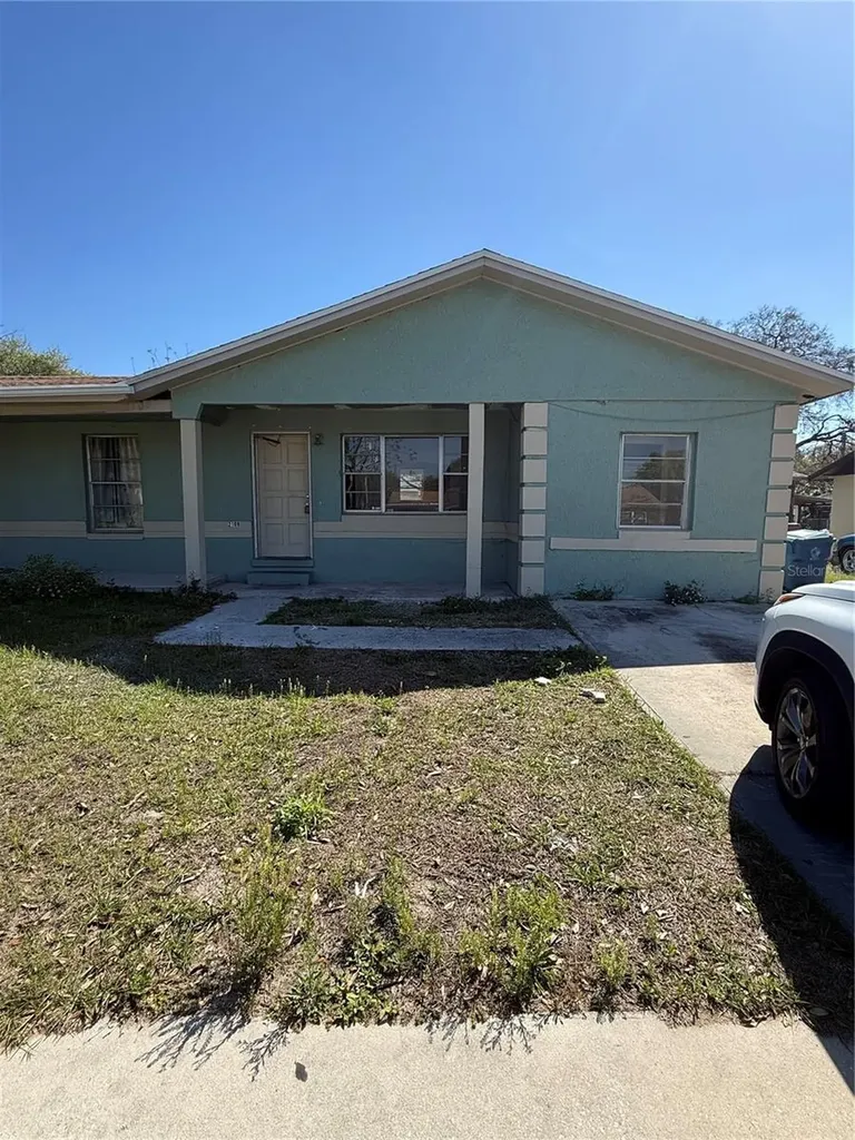 2109 N 13th Street Haines City FL 33844