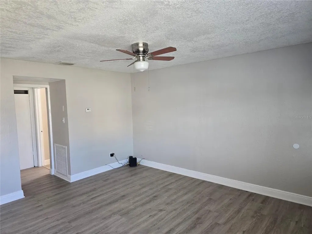 2538 W Hiawatha Street Tampa FL 33614