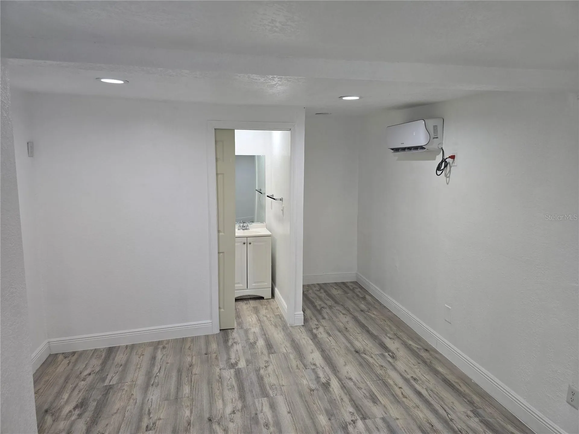2538 W Hiawatha Street Tampa FL 33614