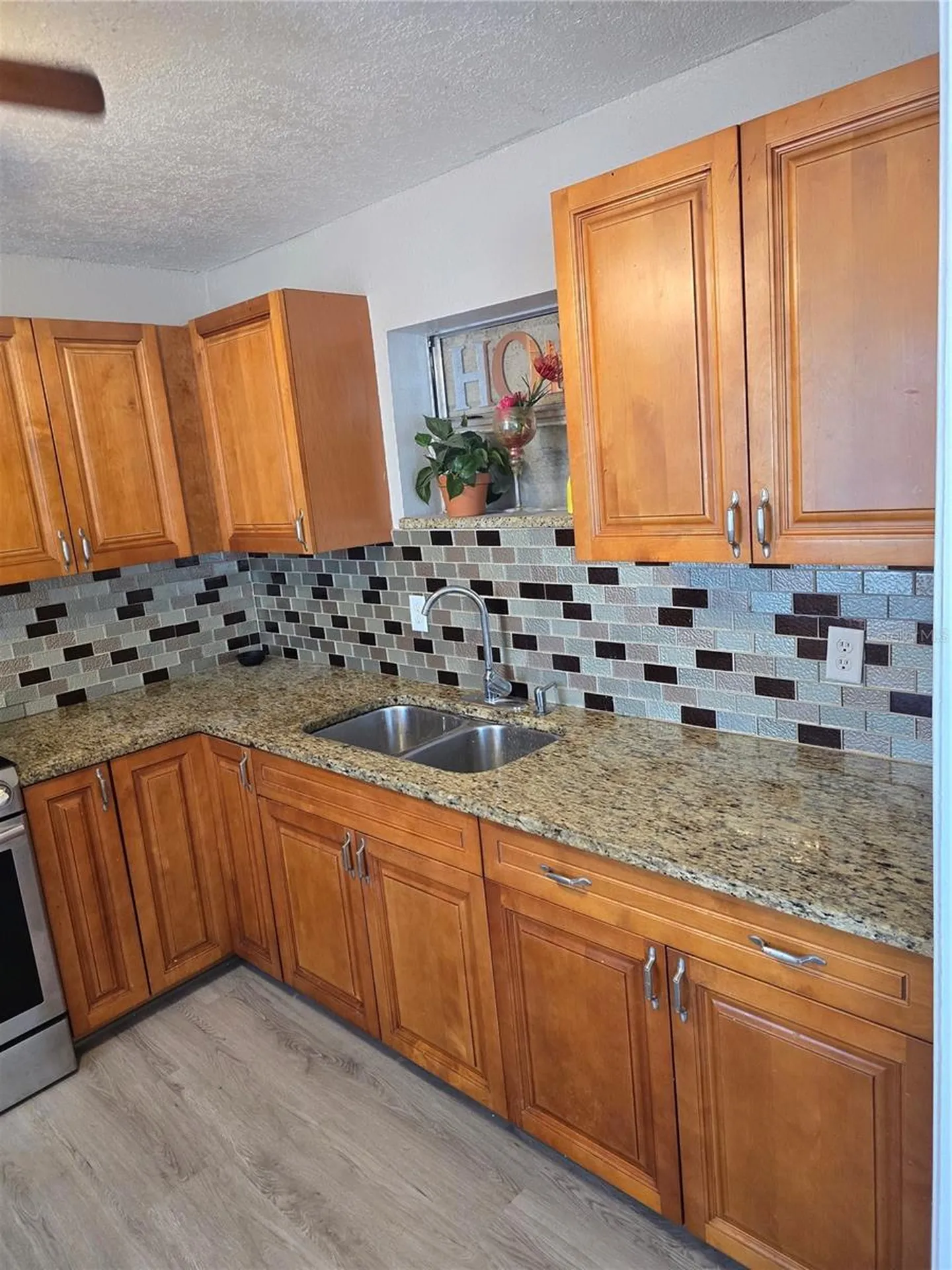 2538 W Hiawatha Street Tampa FL 33614