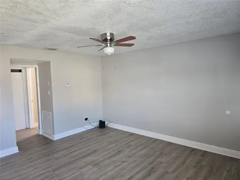 2538 W Hiawatha Street Tampa FL 33614