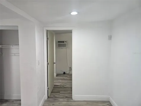 2538 W Hiawatha Street Tampa FL 33614