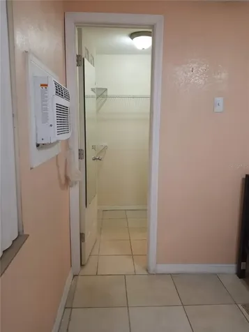 2538 W Hiawatha Street Tampa FL 33614