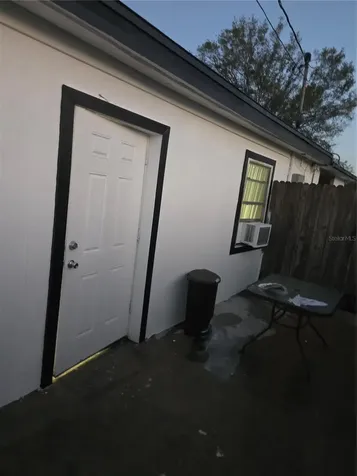 2538 W Hiawatha Street Tampa FL 33614