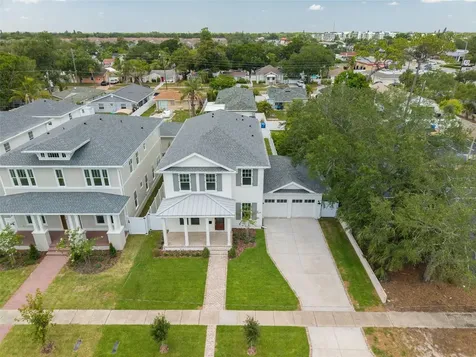 441 47th Avenue N St Petersburg FL 33703