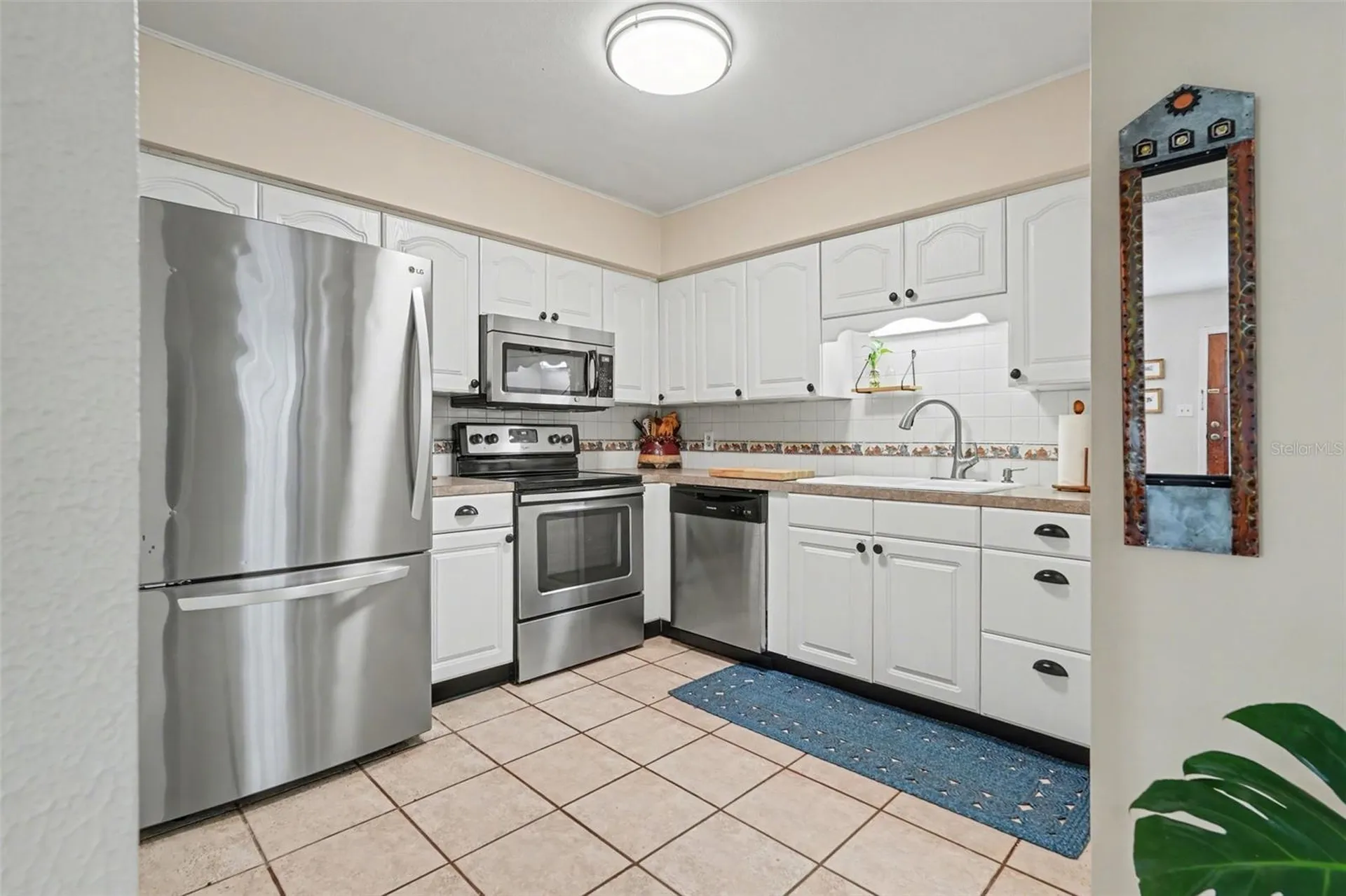 15402 Lake Magdalene Boulevard Tampa FL 33613