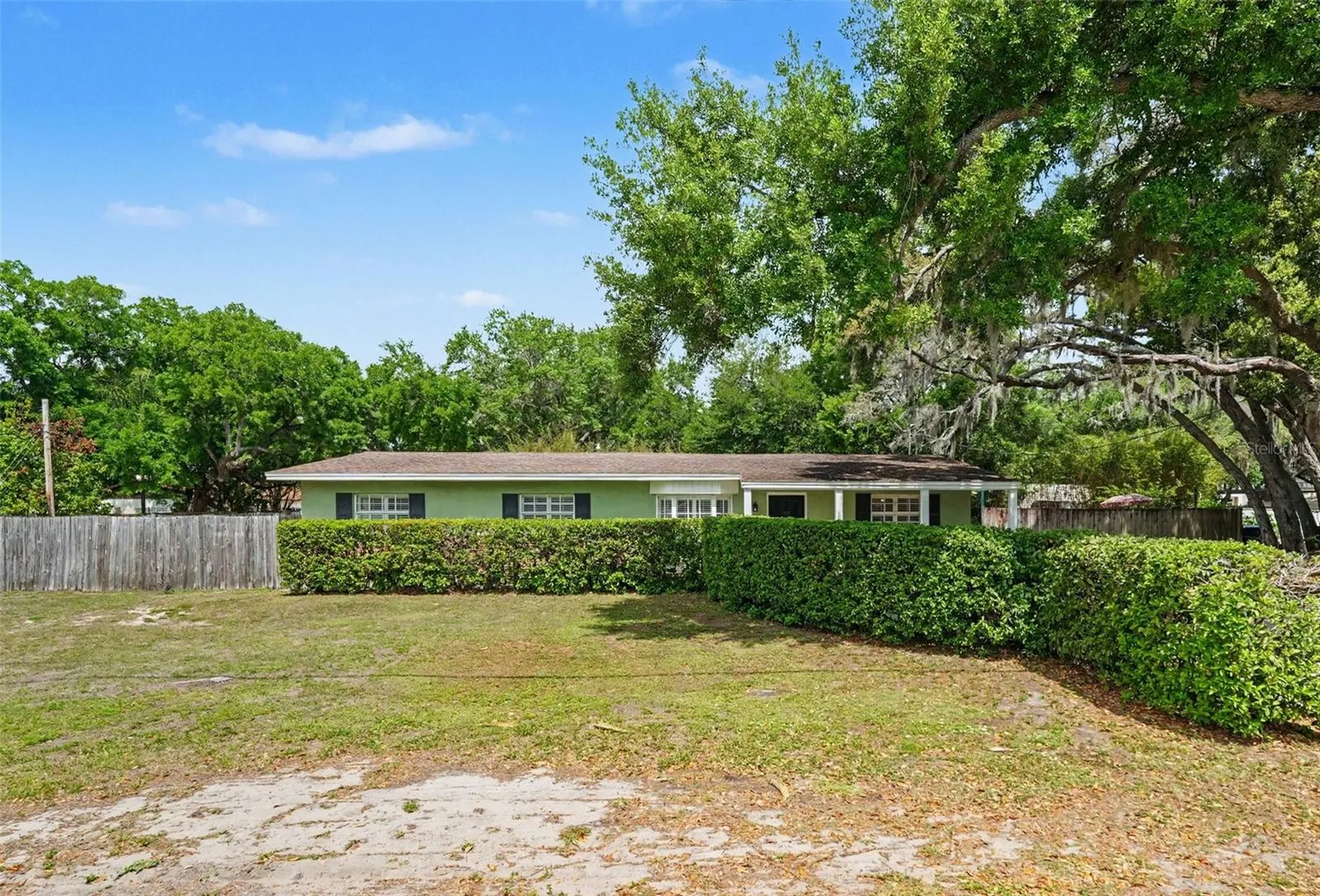 15402 Lake Magdalene Boulevard Tampa FL 33613