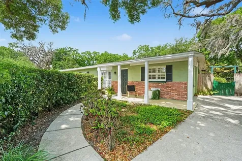 15402 Lake Magdalene Boulevard Tampa FL 33613