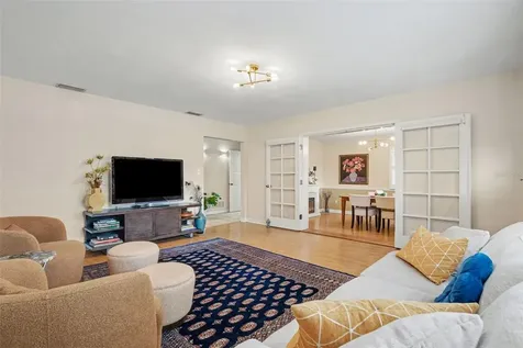 15402 Lake Magdalene Boulevard Tampa FL 33613