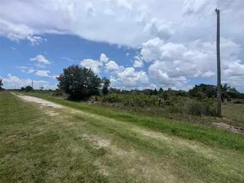 18235 NW 250th Street Okeechobee FL 34972