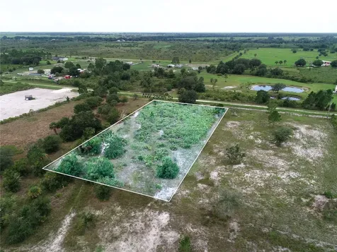 18235 NW 250th Street Okeechobee FL 34972