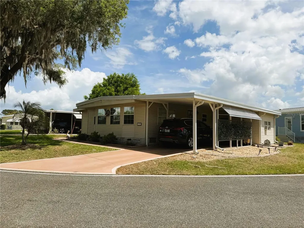 121 Azalea Trail Leesburg FL 34748