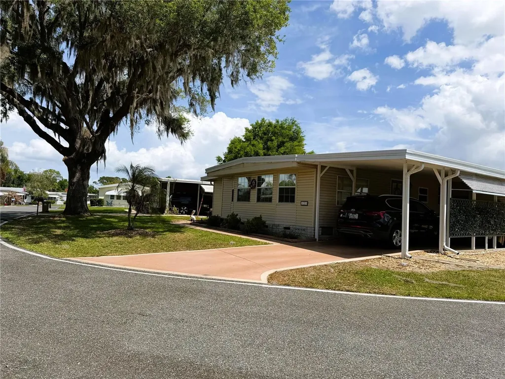 121 Azalea Trail Leesburg FL 34748