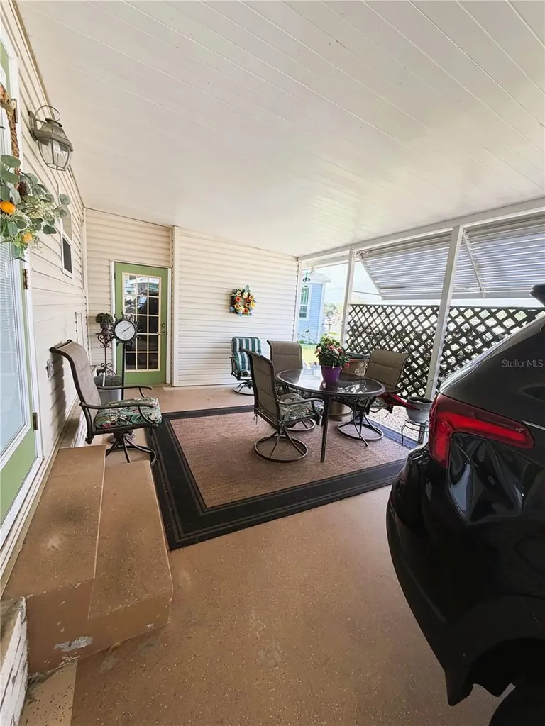121 Azalea Trail Leesburg FL 34748