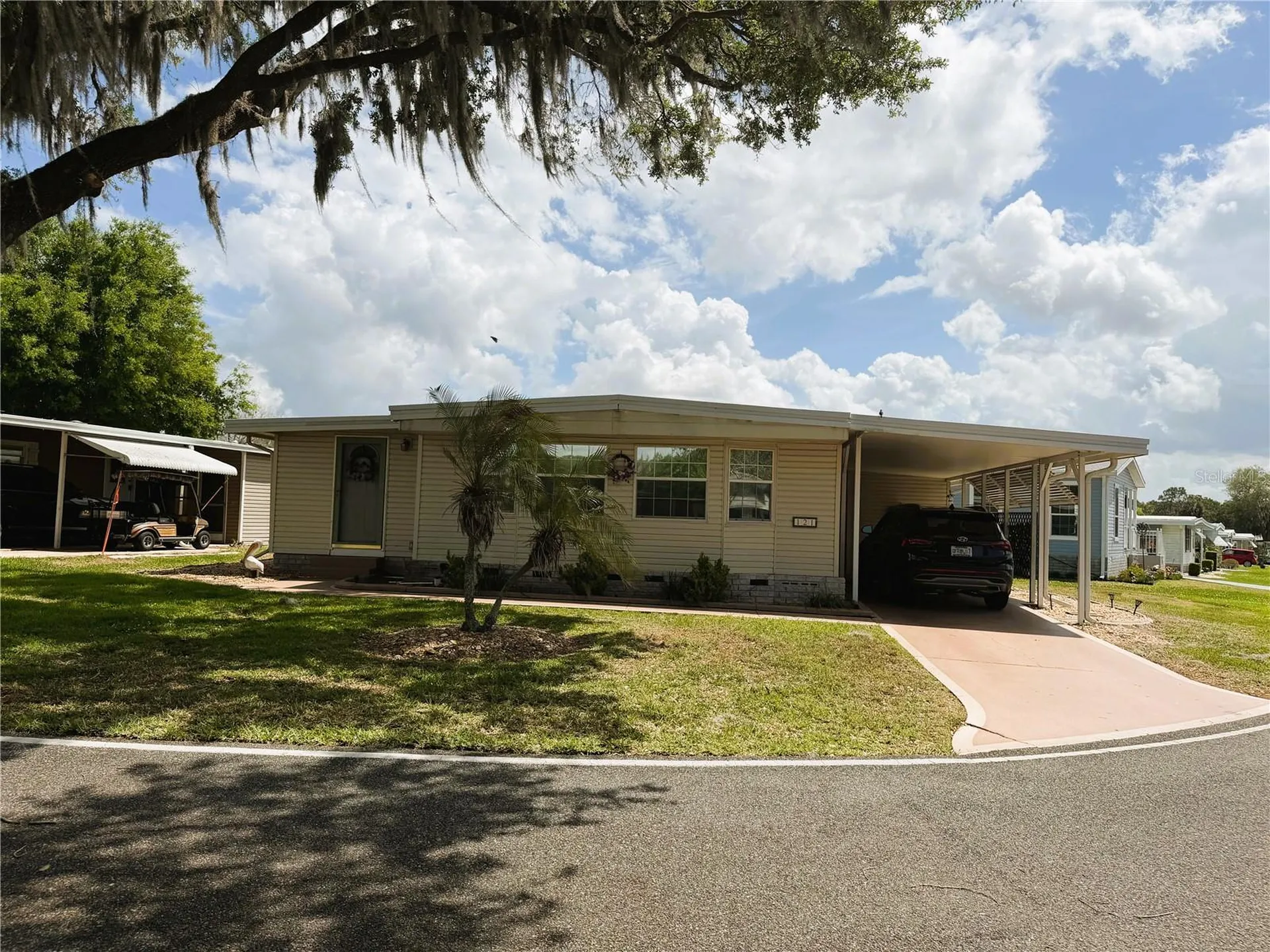 121 Azalea Trail Leesburg FL 34748