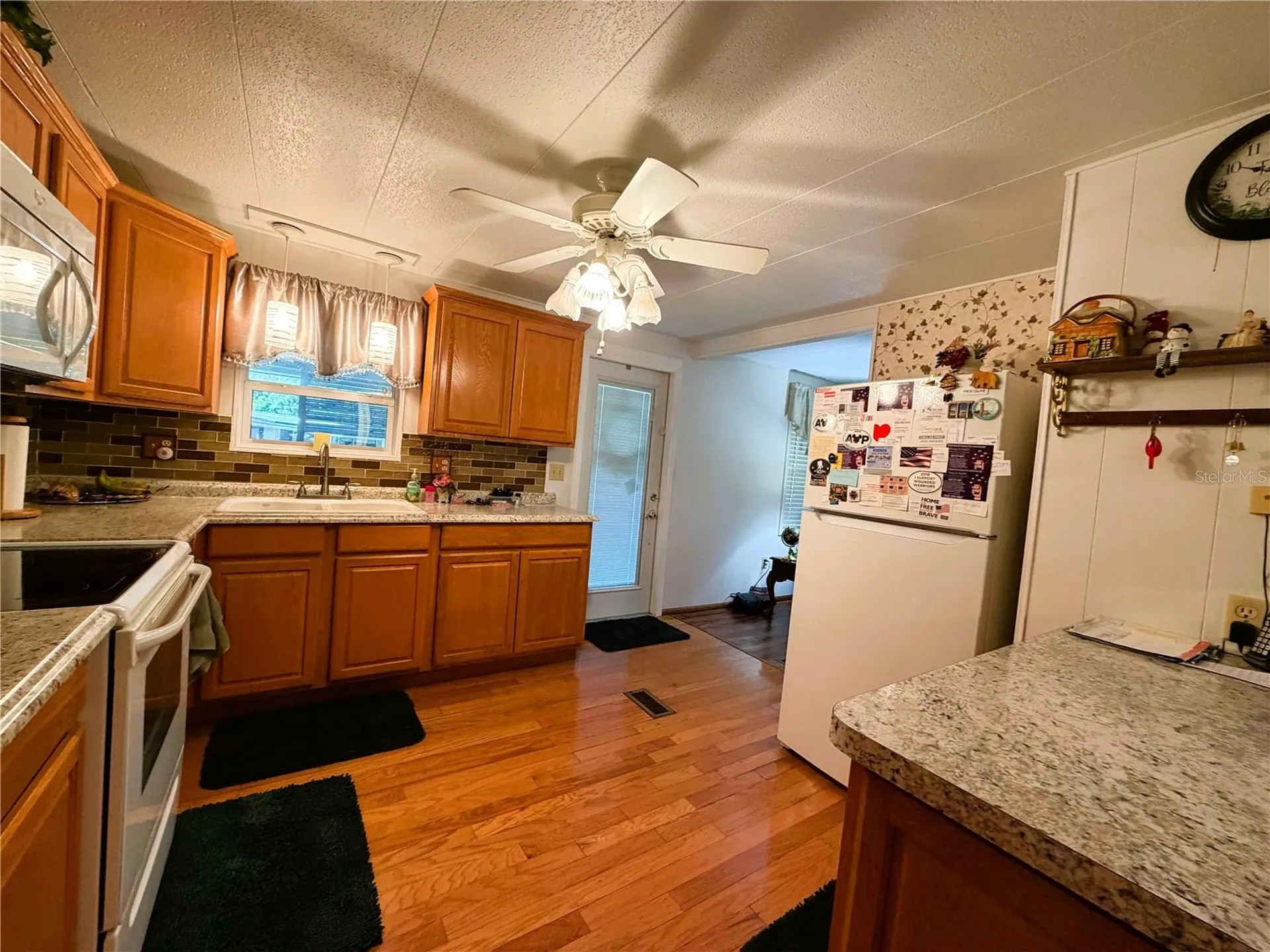 121 Azalea Trail Leesburg FL 34748