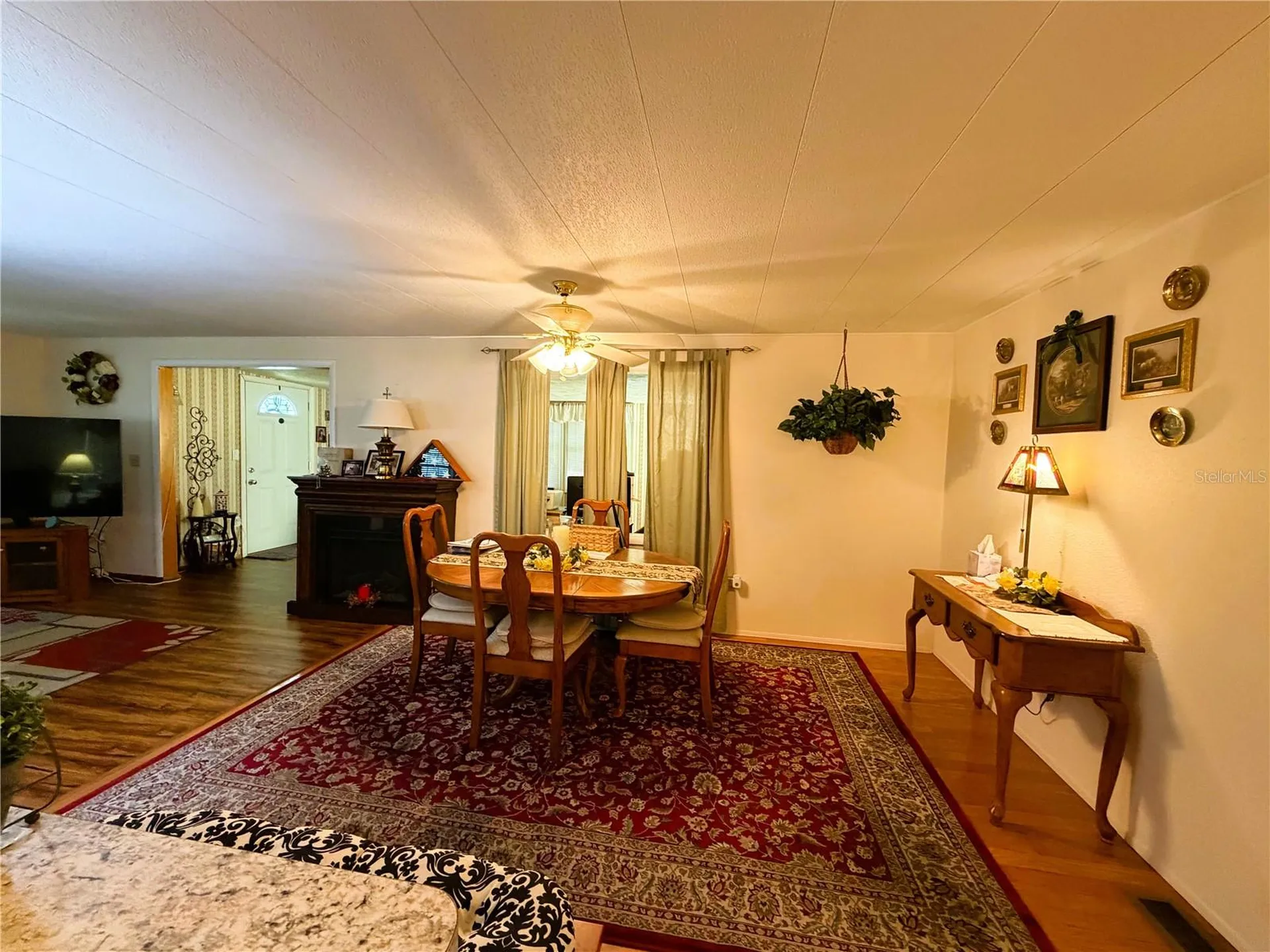 121 Azalea Trail Leesburg FL 34748