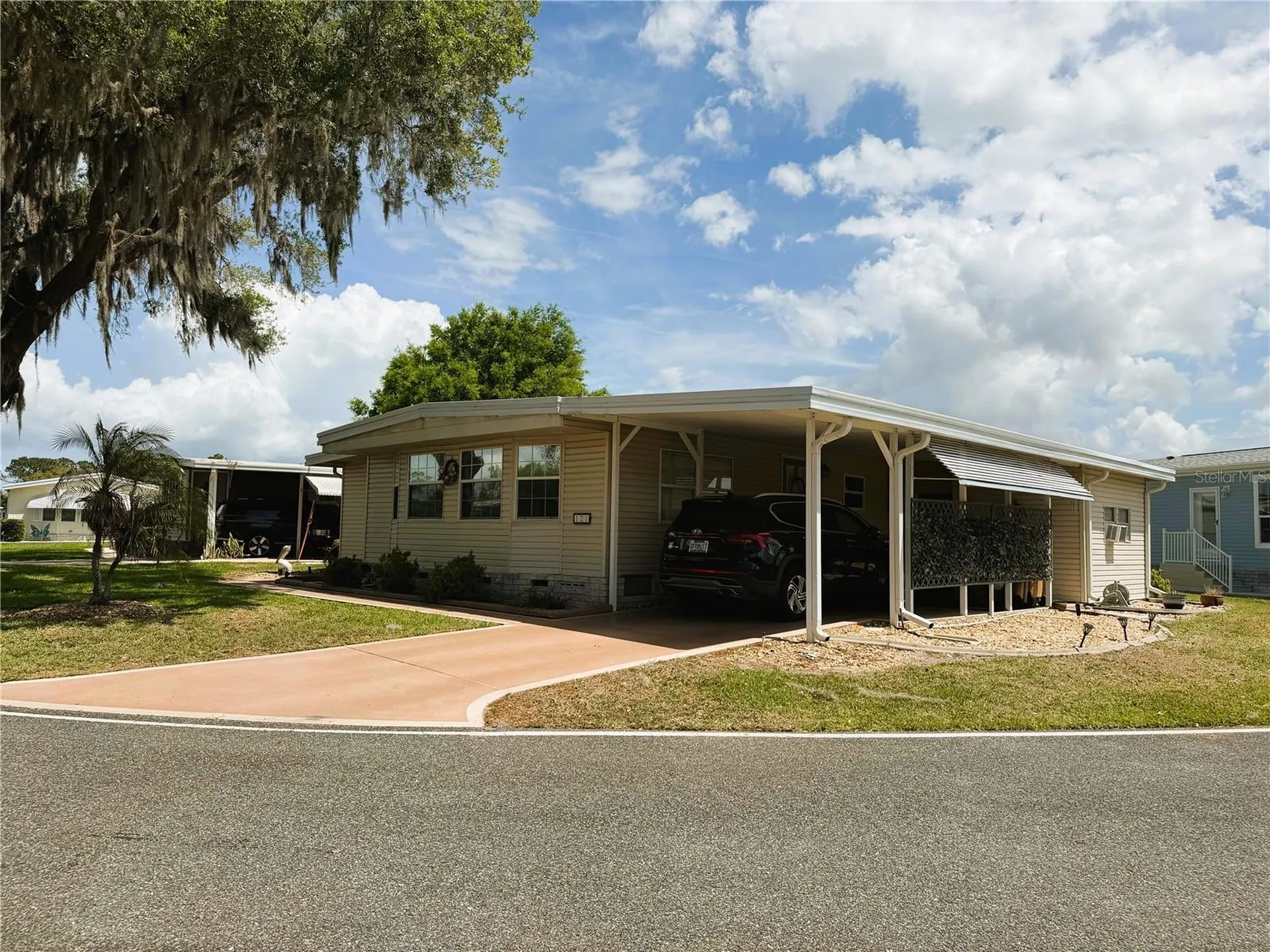 121 Azalea Trail Leesburg FL 34748