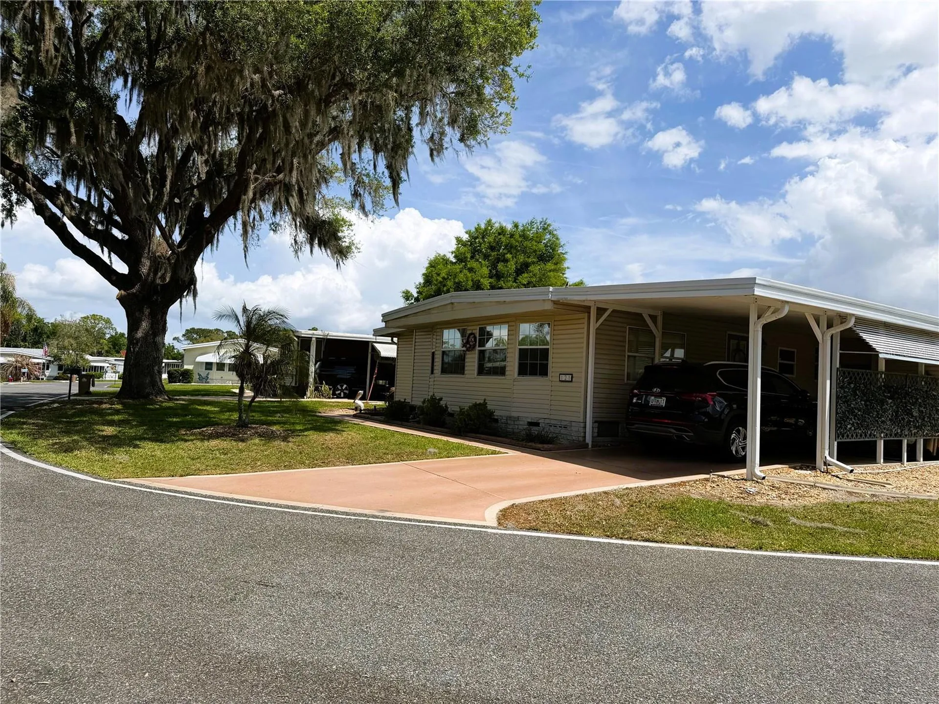 121 Azalea Trail Leesburg FL 34748