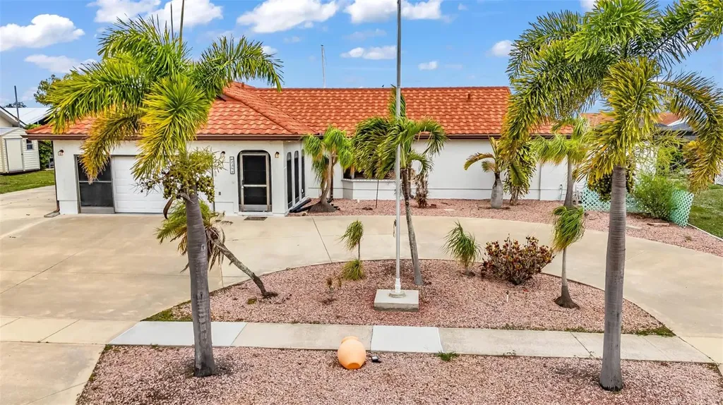 238 Fry Terrace SE Port Charlotte FL 33952