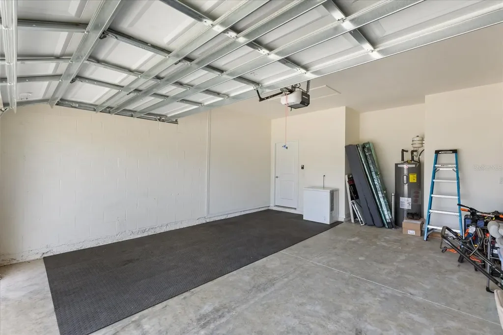 8324 Wheat Stone Drive Zephyrhills FL 33540