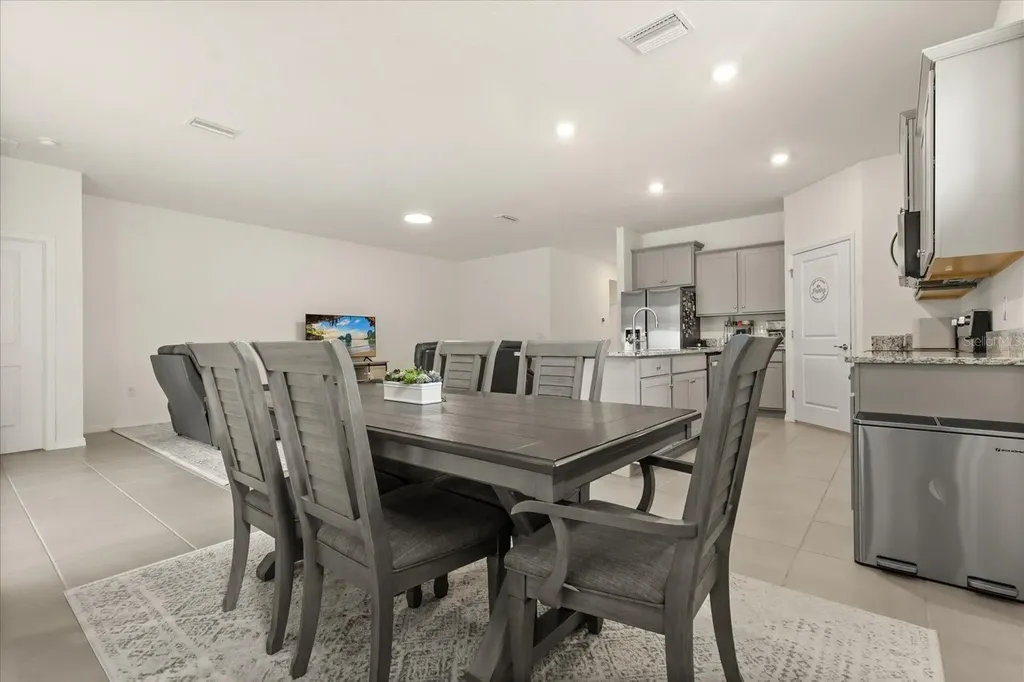 8324 Wheat Stone Drive Zephyrhills FL 33540