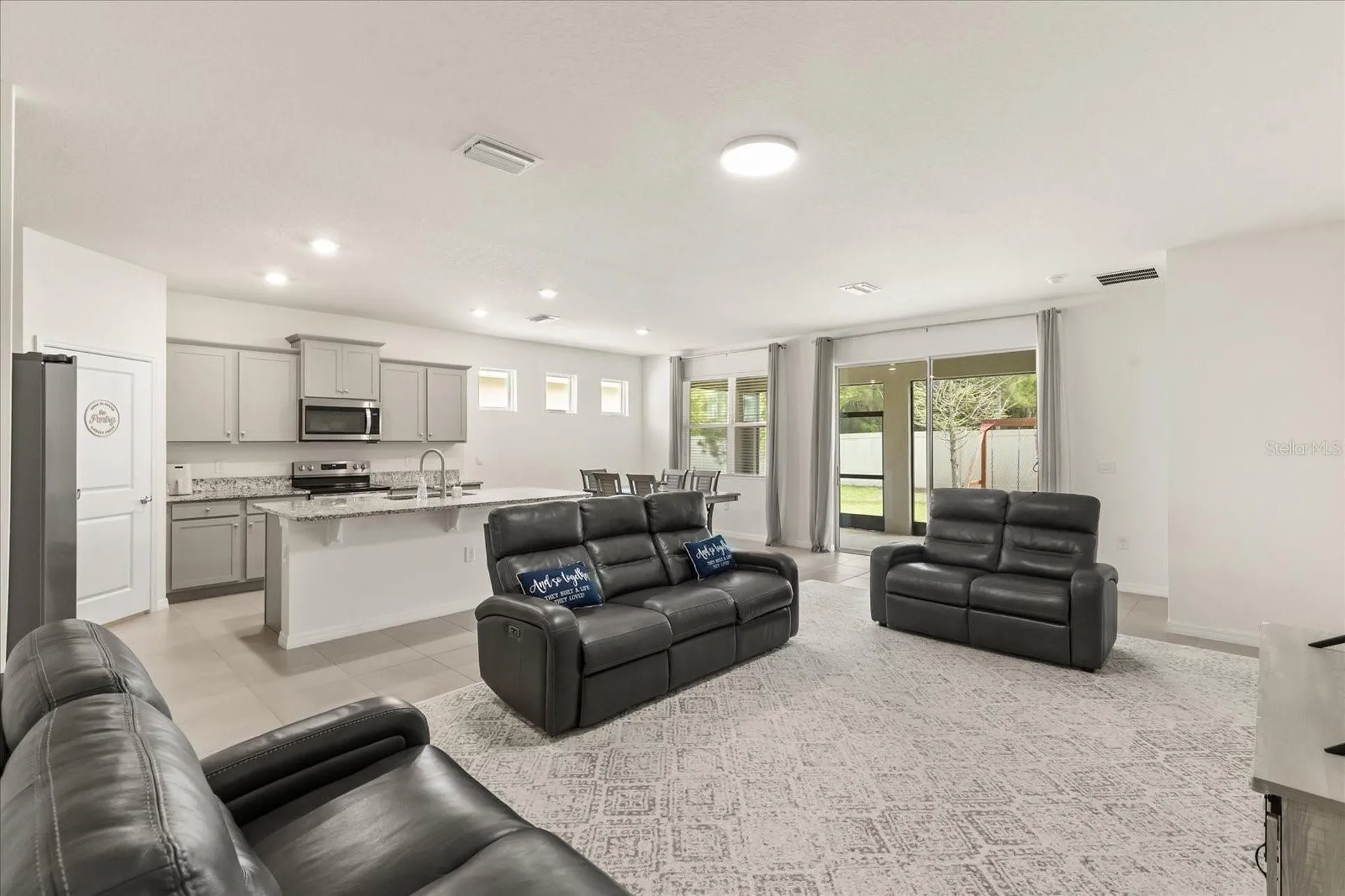 8324 Wheat Stone Drive Zephyrhills FL 33540