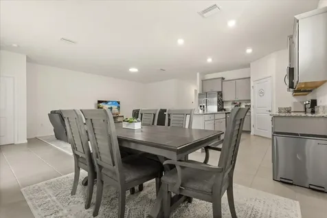 8324 Wheat Stone Drive Zephyrhills FL 33540