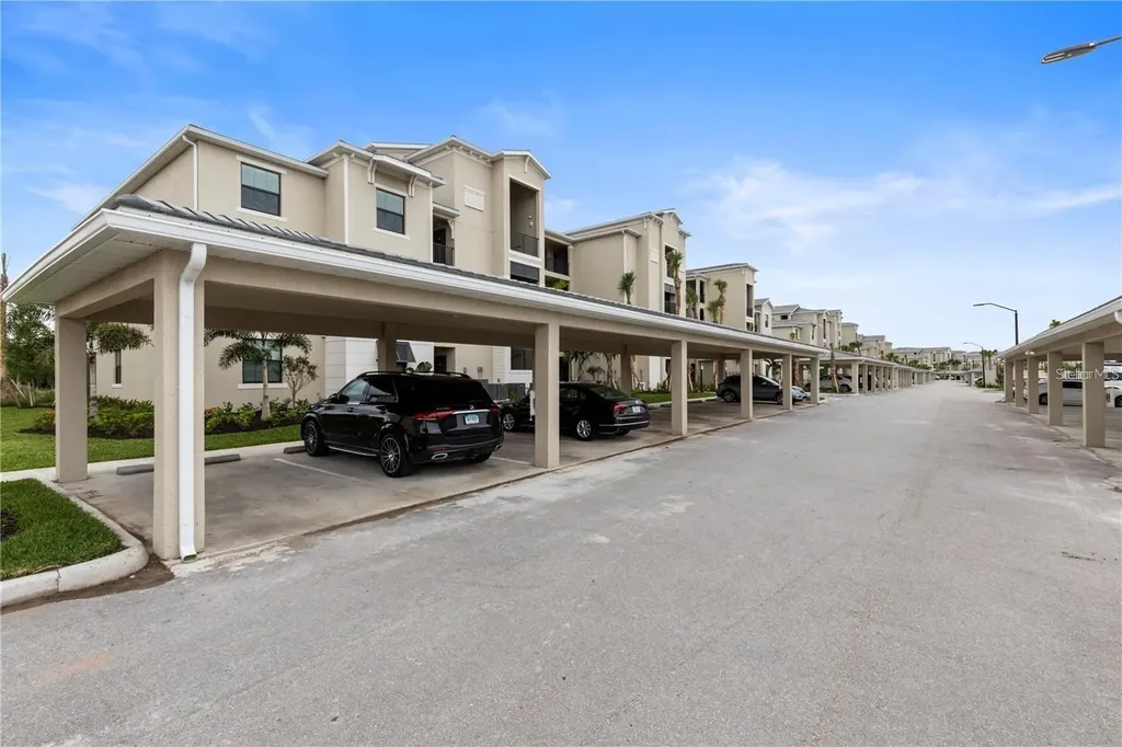 18114 Gawthrop Drive Bradenton FL 34211