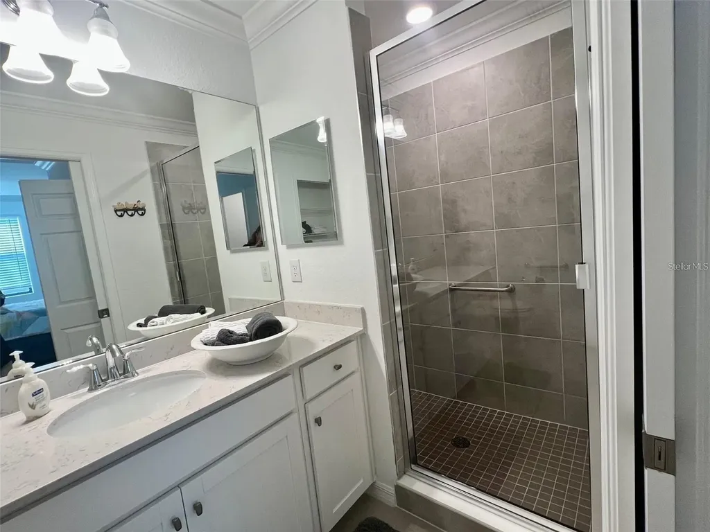 18114 Gawthrop Drive Bradenton FL 34211