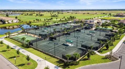 18114 Gawthrop Drive Bradenton FL 34211