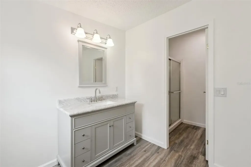 42 Maplehurst Avenue Debary FL 32713