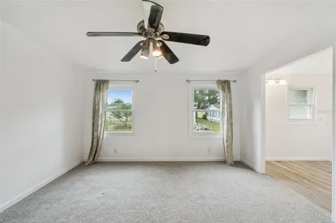 42 Maplehurst Avenue Debary FL 32713