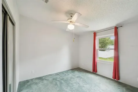42 Maplehurst Avenue Debary FL 32713