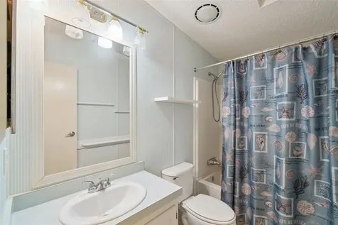 42 Maplehurst Avenue Debary FL 32713