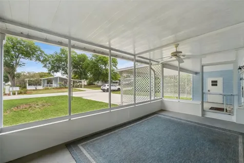 42 Maplehurst Avenue Debary FL 32713