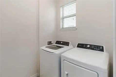 16242 Outlook Shore Alley Winter Garden FL 34787