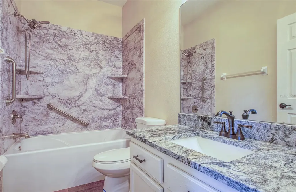 648 Spring Lake Circle Tarpon Springs FL 34688