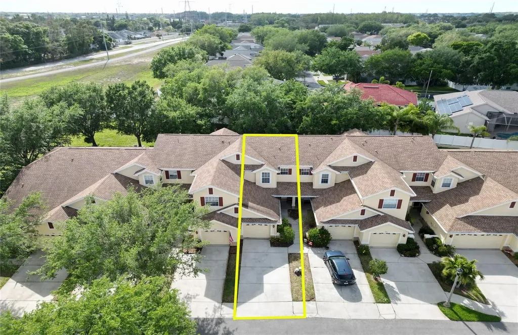 648 Spring Lake Circle Tarpon Springs FL 34688