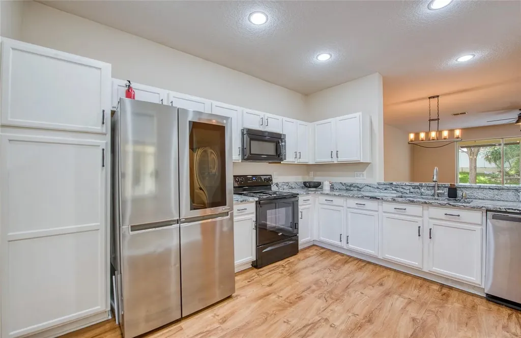 648 Spring Lake Circle Tarpon Springs FL 34688