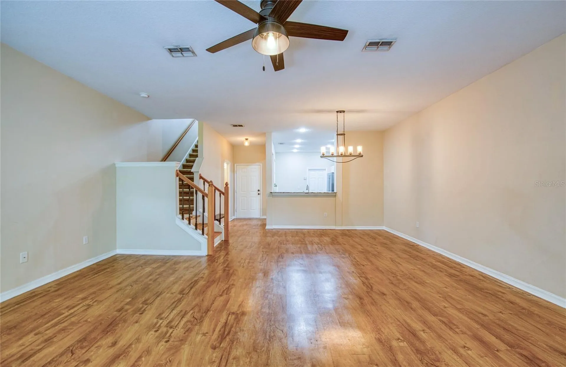 648 Spring Lake Circle Tarpon Springs FL 34688
