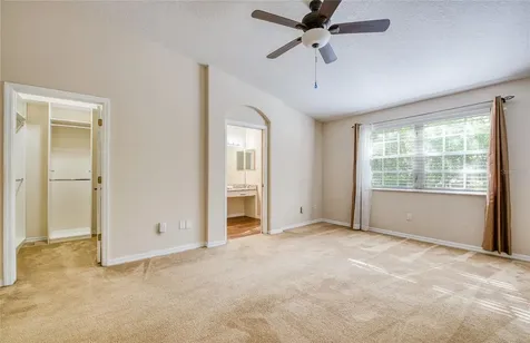 648 Spring Lake Circle Tarpon Springs FL 34688